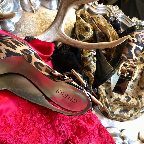 Guess Sexy Peep Toe Sling Back Heel Stilettos - Picture 8 of 8